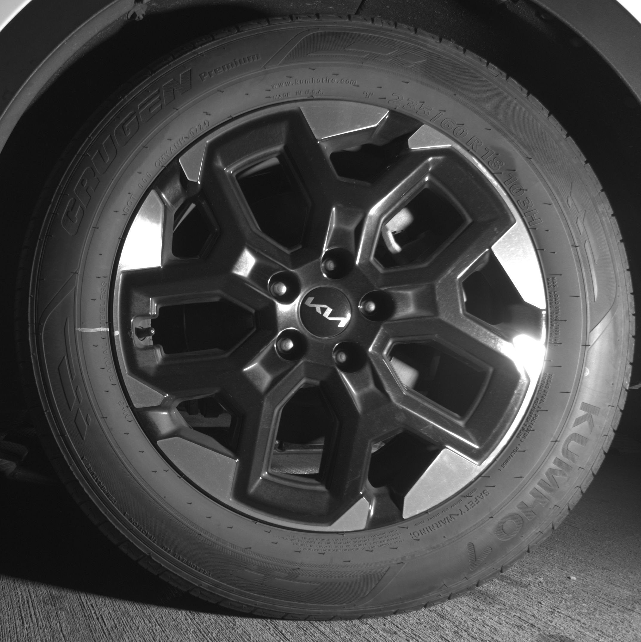 Used 2024 Kia Sorento S image 14