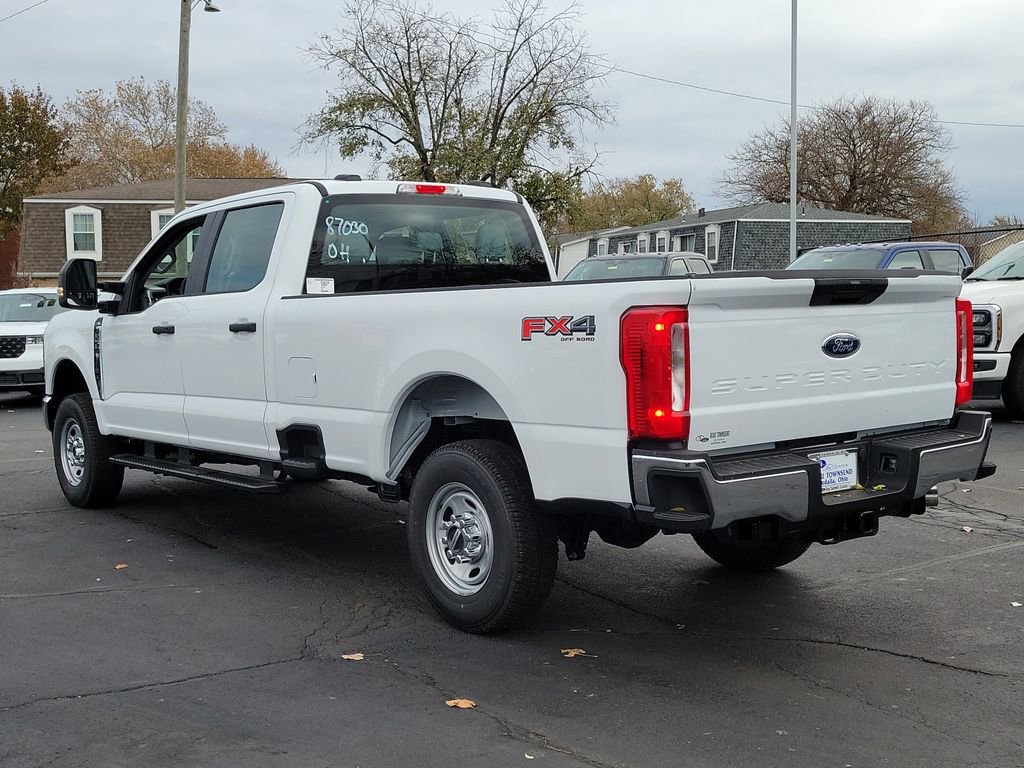 New 2026 Ford F250 XL w/ FX4 Off-Road Package image 6