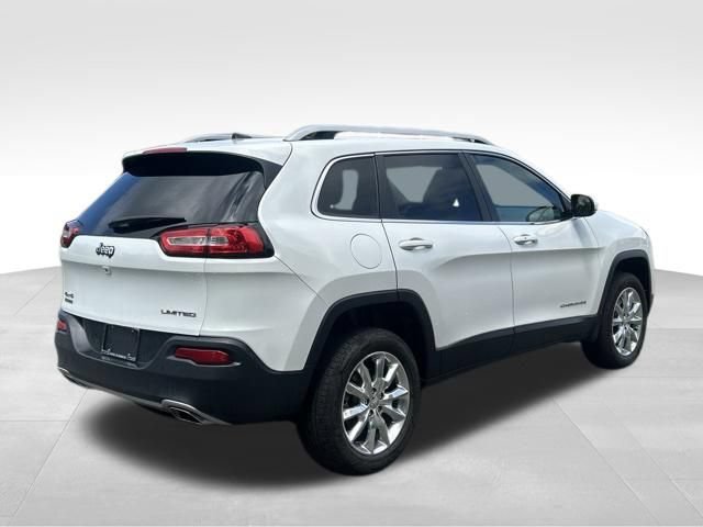 Used 2016 Jeep Cherokee Limited w/ Luxury Group AWD/4WD image 5