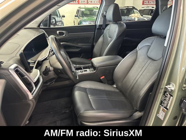 Used 2025 Kia Sorento SX AWD/4WD image 5
