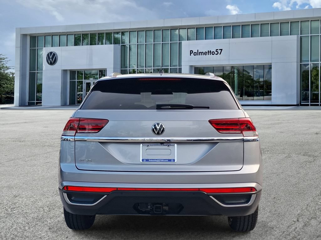Certified 2023 Volkswagen Atlas Cross Sport SE w/ Panoramic Sunroof Package FWD image 5