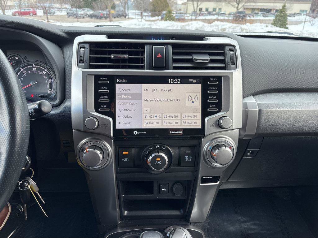 Used 2021 Toyota 4Runner SR5 image 27