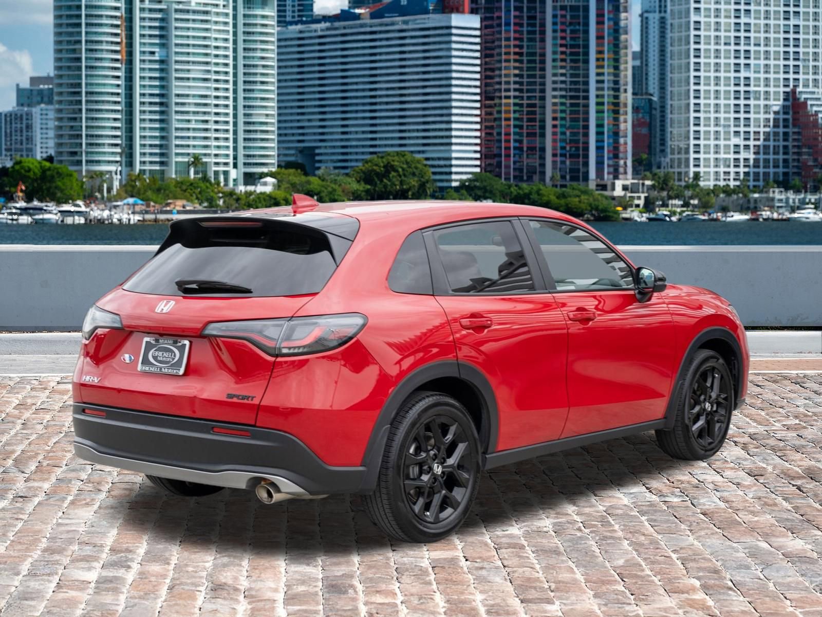 Certified 2025 Honda HR-V Sport image 6