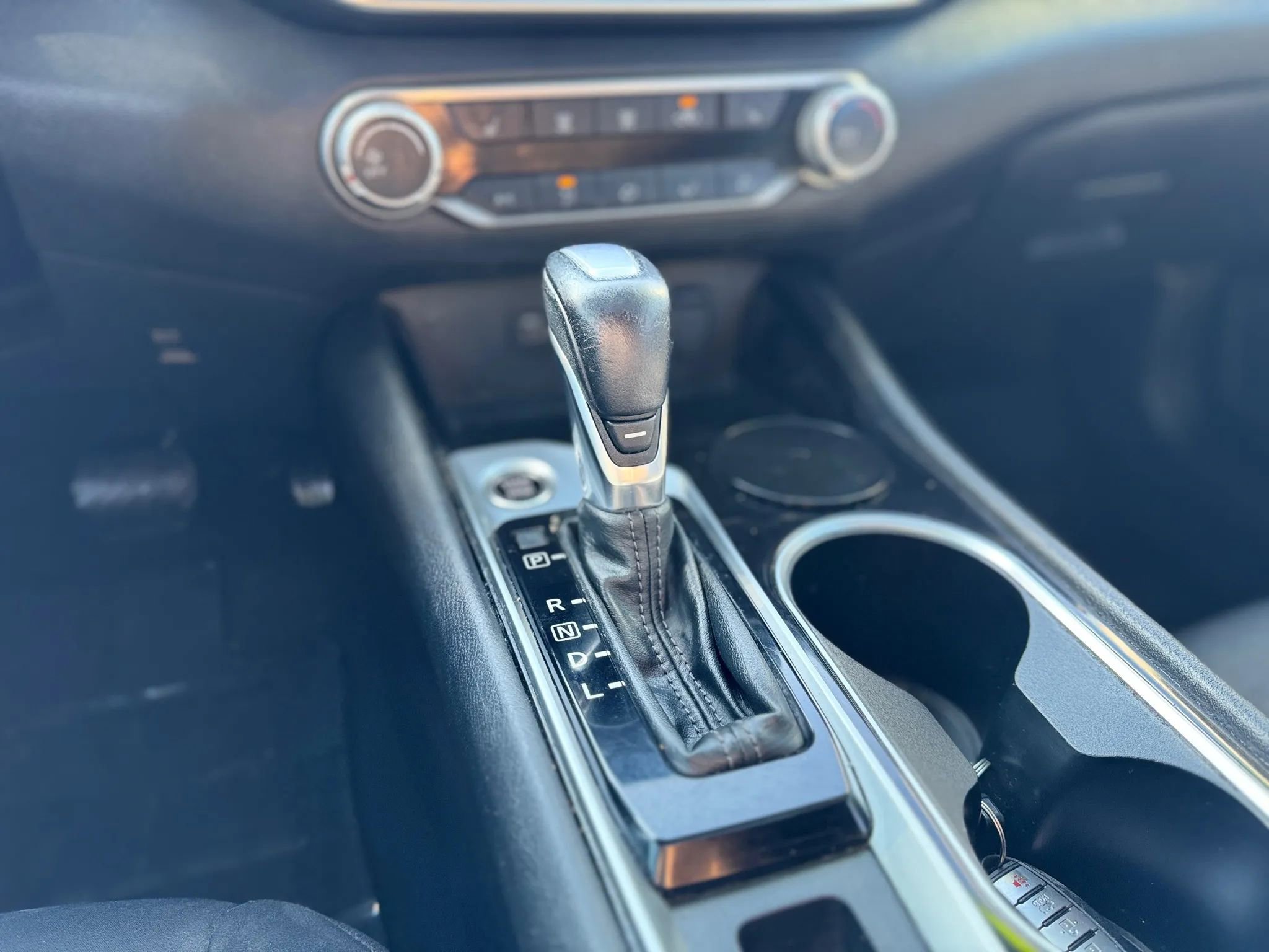 Used 2022 Nissan Altima 2.5 SV w/ SV Premium Package image 22