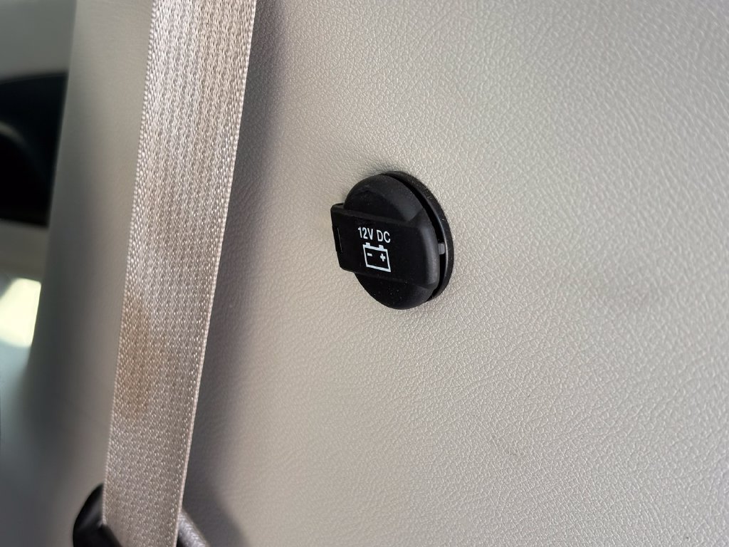 Used 2023 Chrysler Pacifica Touring-L FWD image 19