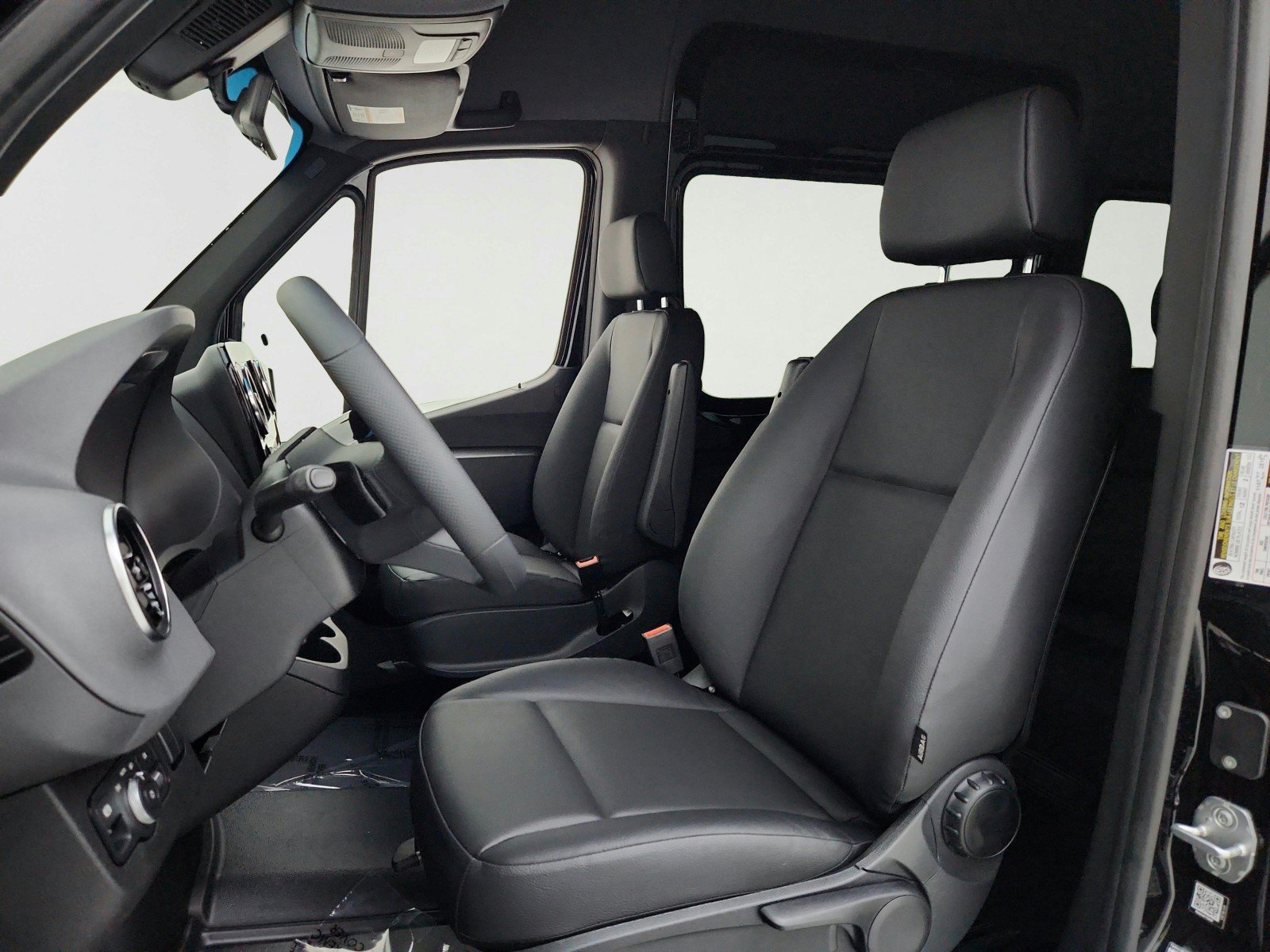 New 2026 Mercedes-Benz Sprinter 2500 image 17