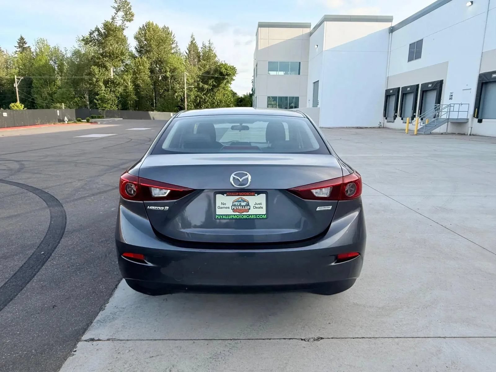 Used 2015 MAZDA MAZDA3 i Sport FWD image 4
