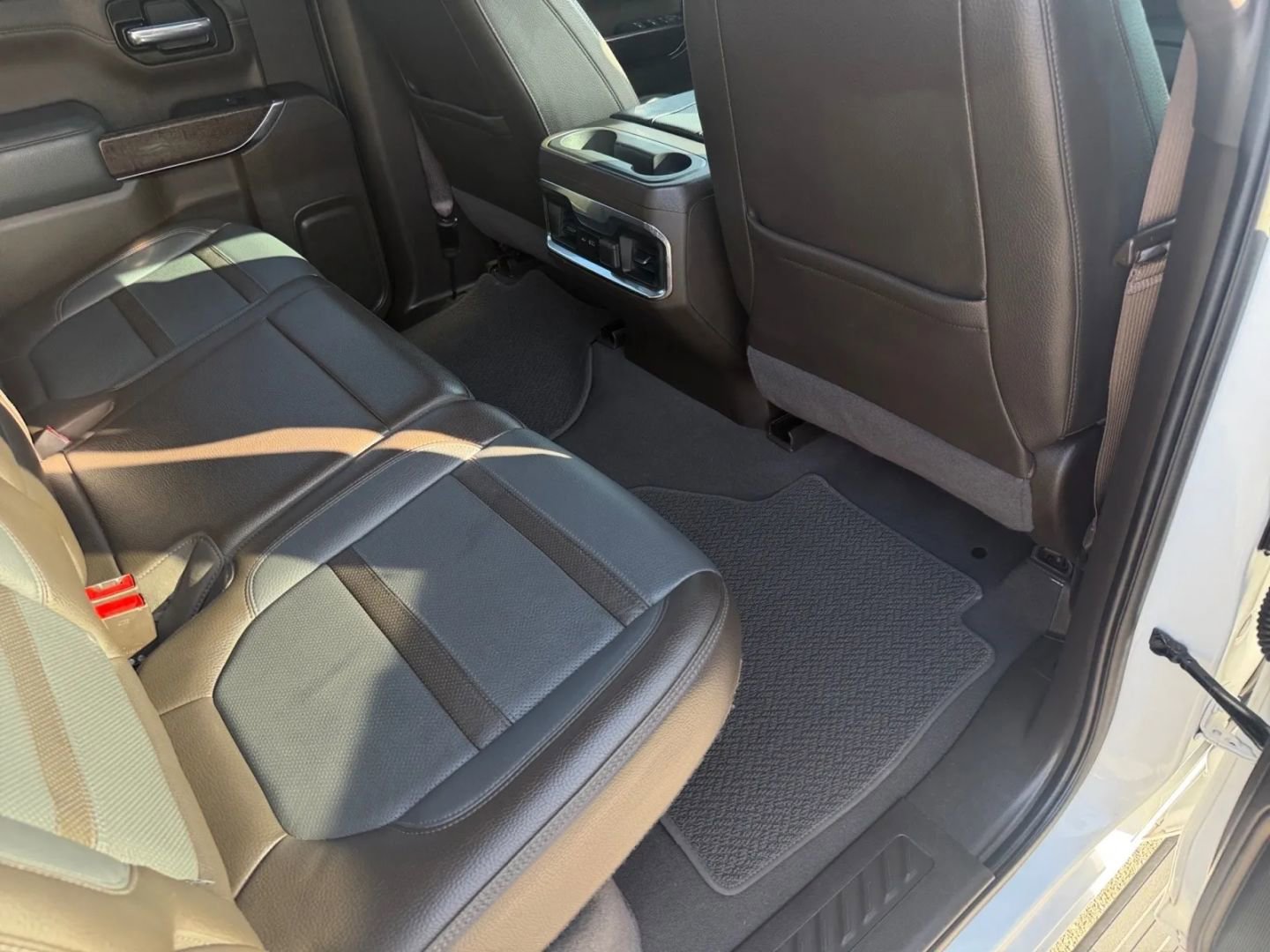 Used 2022 GMC Sierra 1500 Denali w/ Denali Reserve Package image 32