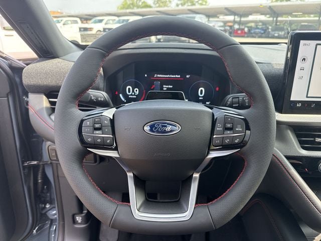 New 2026 Ford Explorer ST-Line w/ ST-Line Street Pack AWD/4WD image 14
