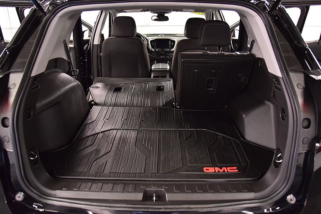 Used 2024 GMC Terrain SLE w/ Driver Convenience Package AWD/4WD image 32