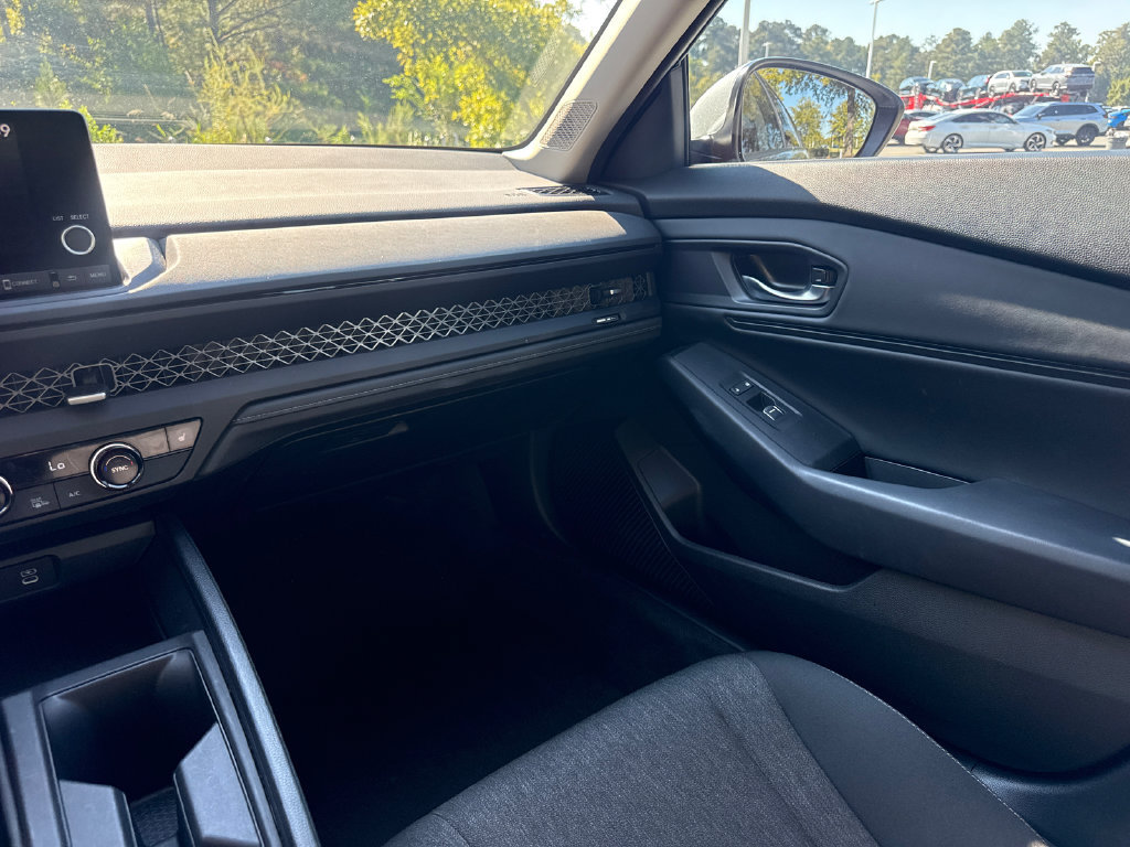 Certified 2024 Honda Accord EX image 18