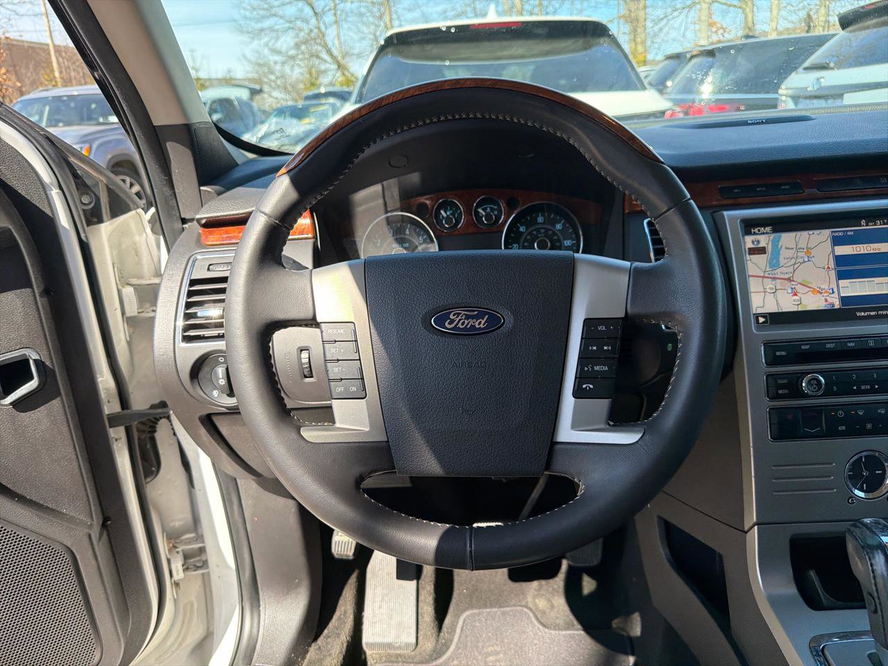 Used 2011 Ford Flex Limited w/ Rapid Spec Order Code image 25