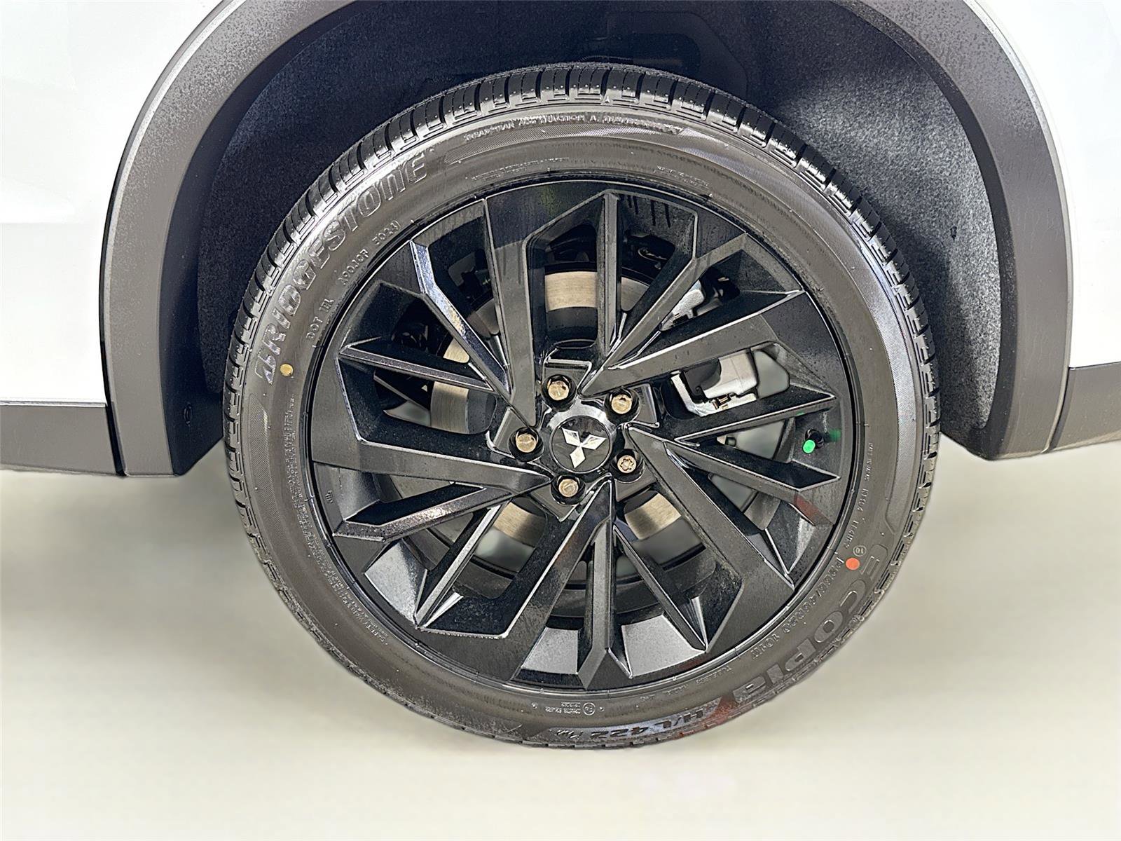 New 2025 Mitsubishi Outlander SEL Black Edition image 32