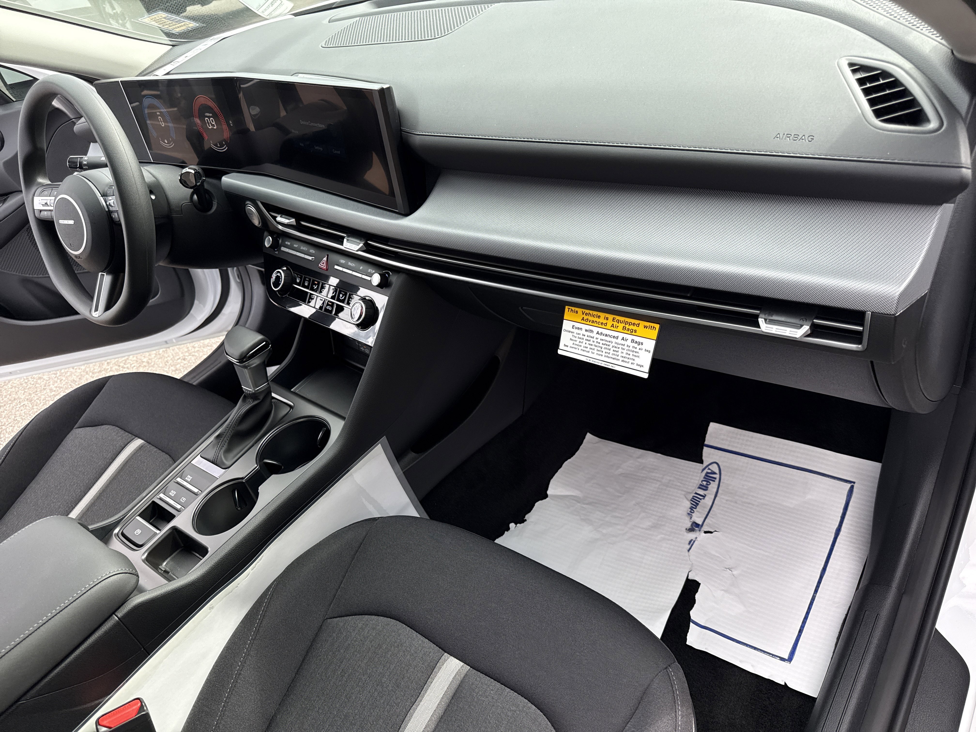 New 2026 Hyundai Sonata SE FWD image 16