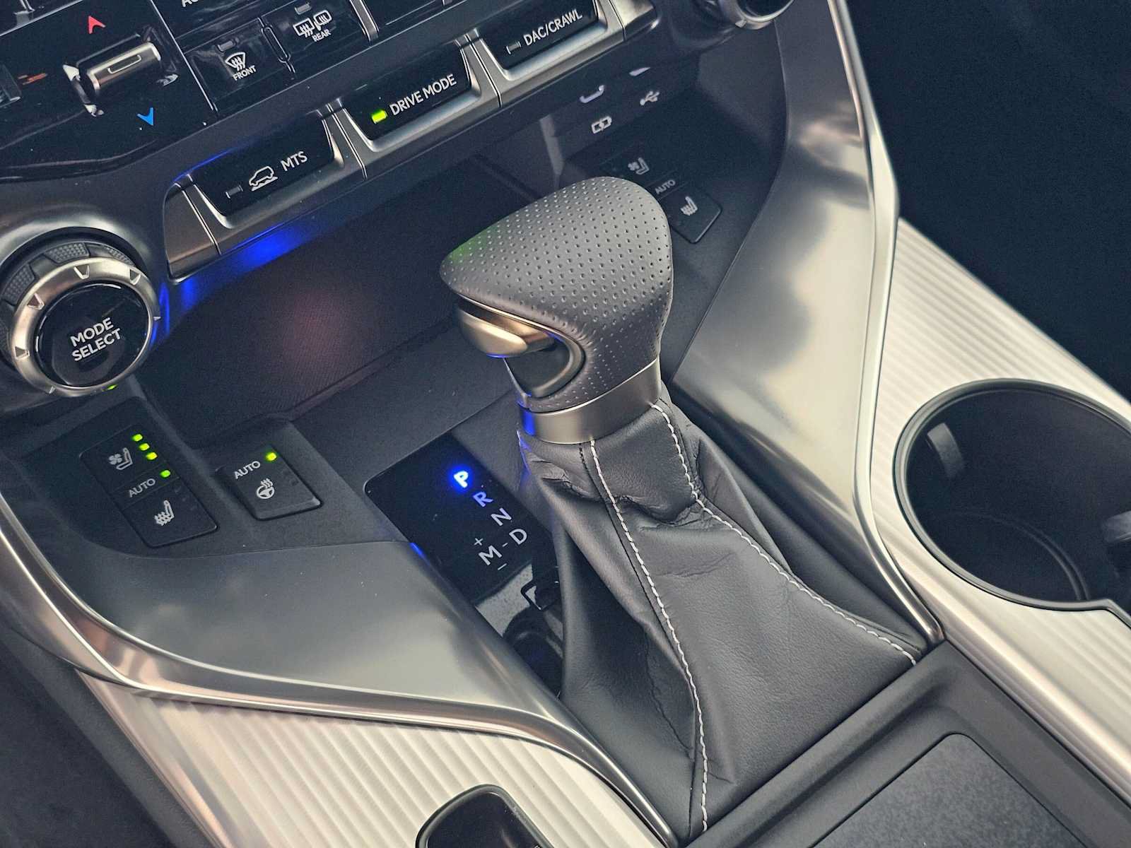 New 2026 Lexus LX 600 F Sport AWD/4WD image 32