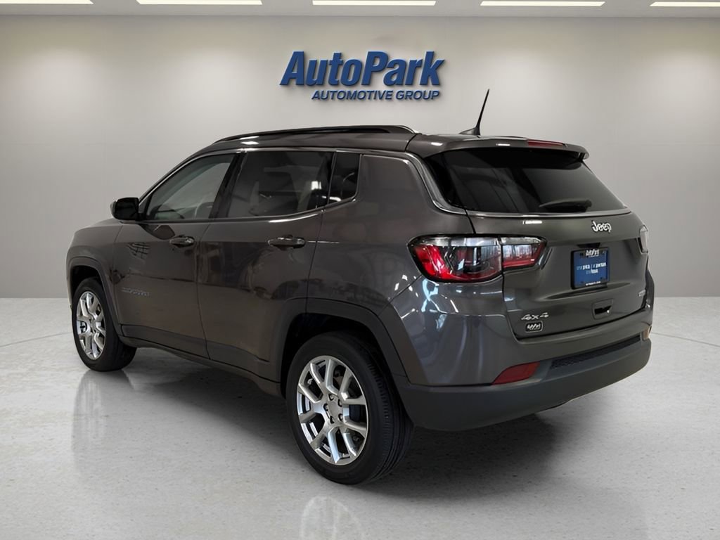 Used 2022 Jeep Compass Latitude w/ Sun and Sound Group image 5