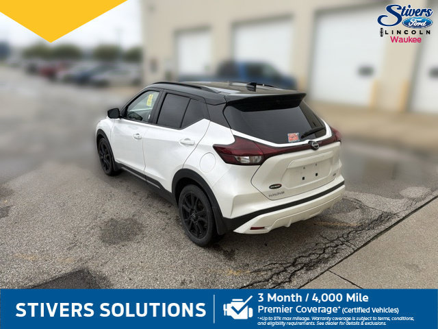 Used 2023 Nissan Kicks SR w/ SR Premium Package FWD image 9