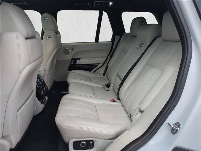 Used 2017 Land Rover Range Rover HSE AWD/4WD image 20