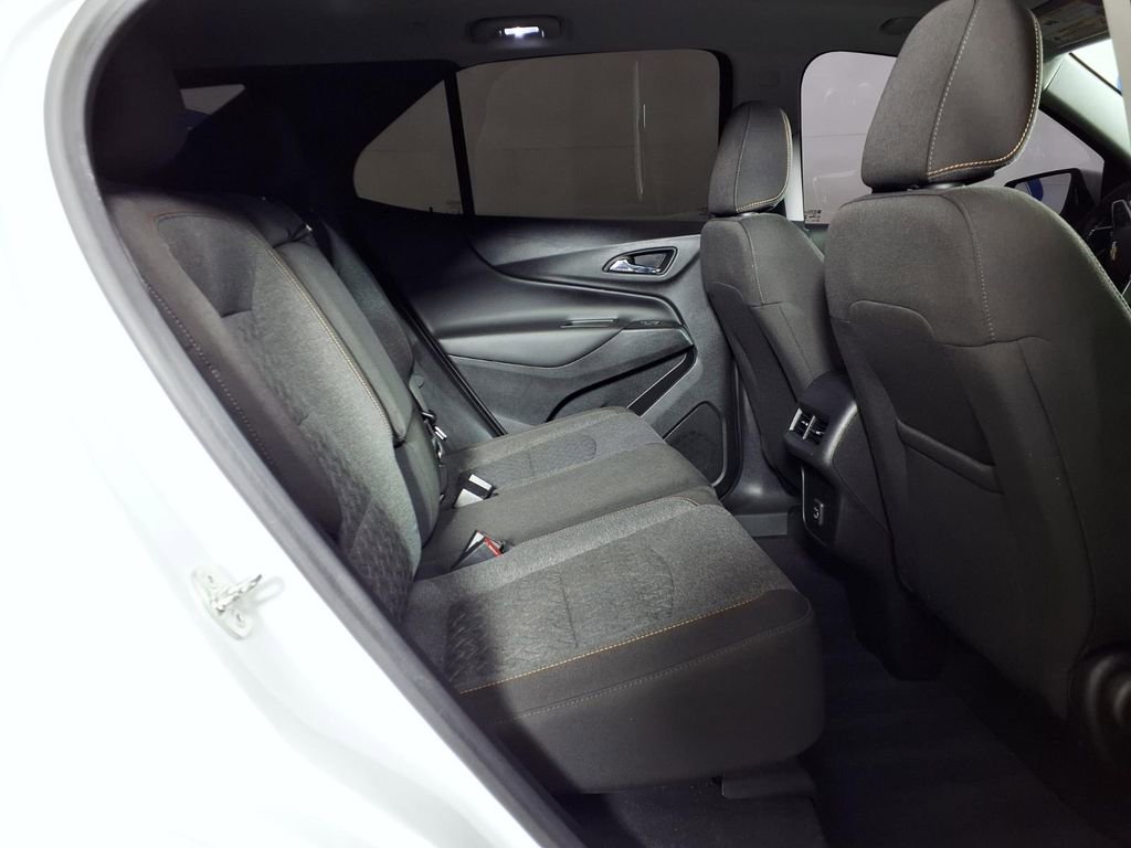 Used 2023 Chevrolet Equinox LT FWD image 10