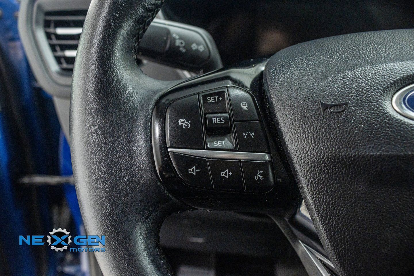 Used 2023 Ford Escape SE image 14