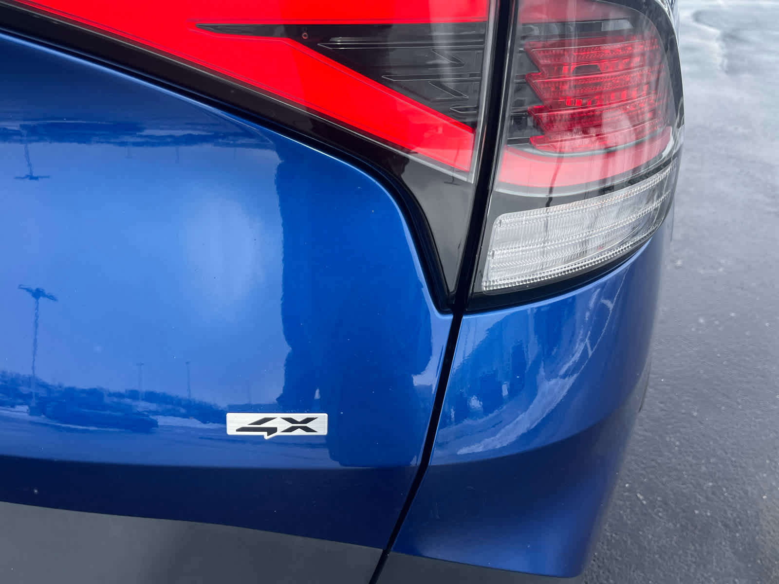 Used 2024 Kia Sportage EX image 50