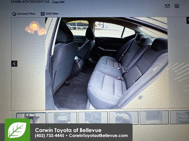 Used 2025 Nissan Altima 2.5 SV FWD image 15