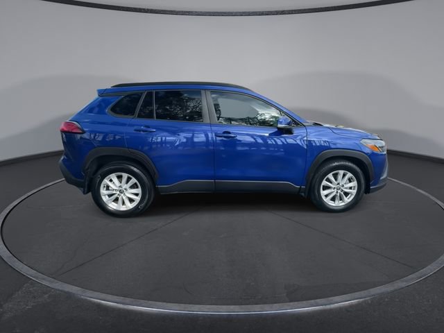 Used 2023 Toyota Corolla Cross LE image 17