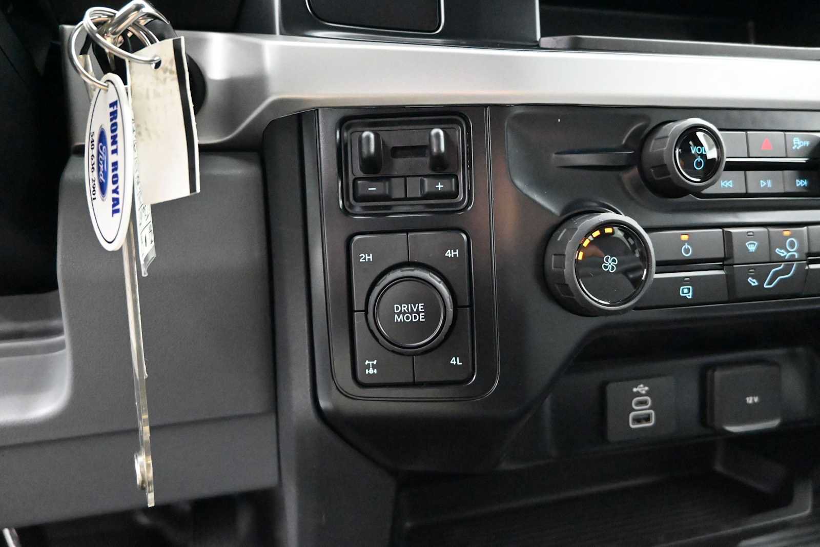 New 2026 Ford F350 XLT AWD/4WD image 50
