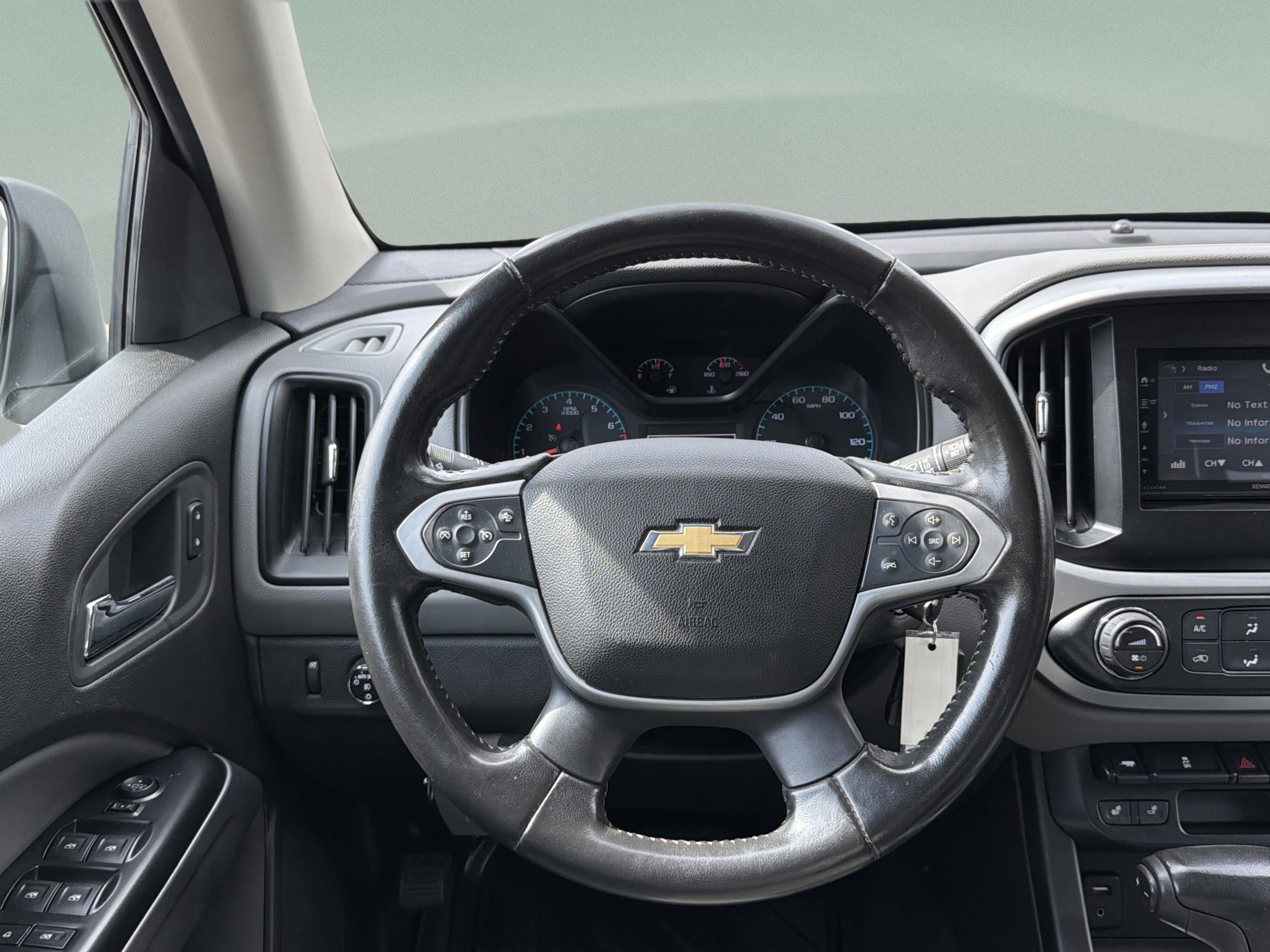 Used 2015 Chevrolet Colorado LT w/ Luxury Package image 21