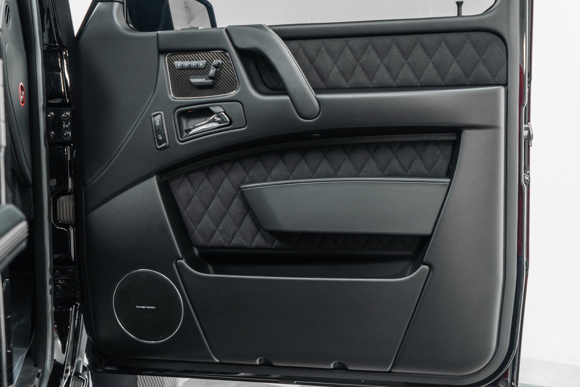 Used 2018 Mercedes-Benz G 550 Squared image 44