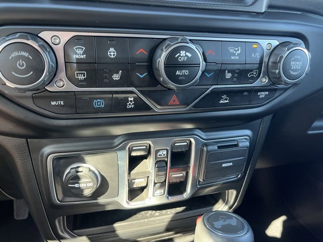 Used 2023 Jeep Wrangler Unlimited Sahara w/ Cold Weather Group image 30