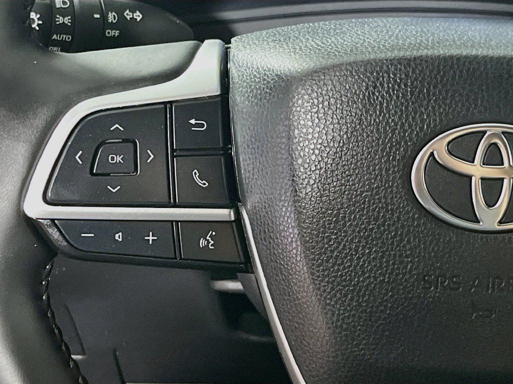 Used 2026 Toyota Grand Highlander FWD image 17