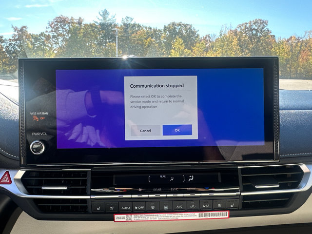 New 2026 Toyota Sienna Platinum AWD/4WD image 34