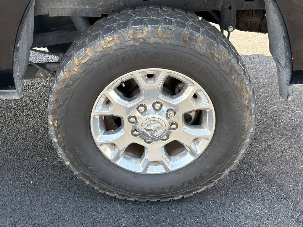 Used 2022 RAM 2500 Laramie AWD/4WD image 18