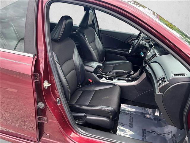 Used 2016 Honda Accord Sport image 9