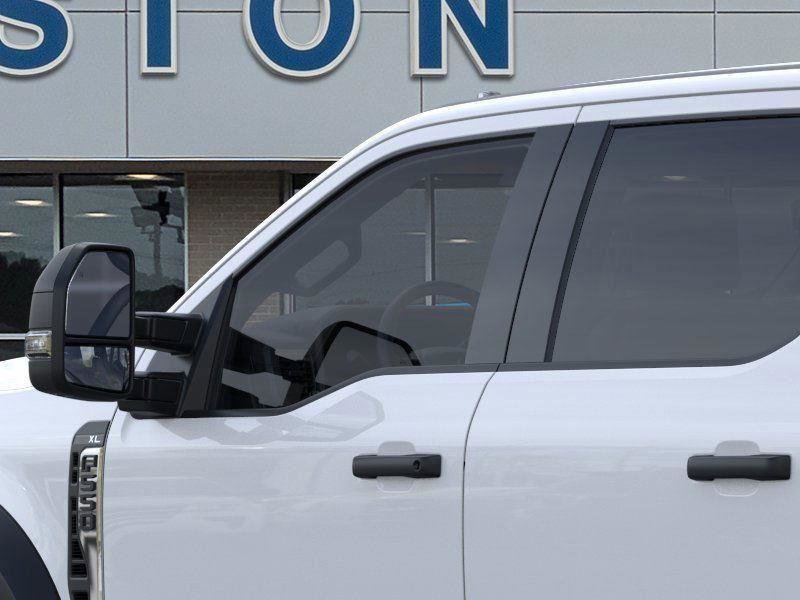 New 2026 Ford F550 4x4 Crew Cab image 78