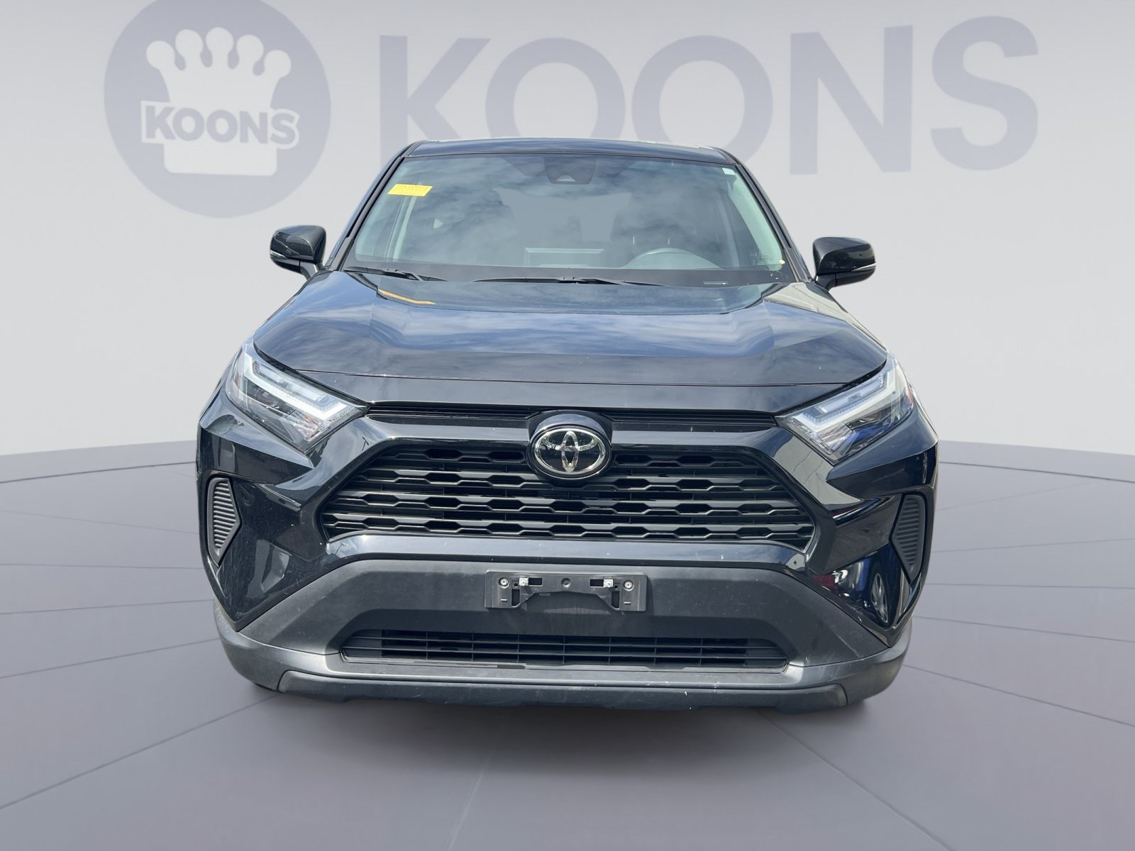 Used 2023 Toyota RAV4 LE AWD/4WD image 8
