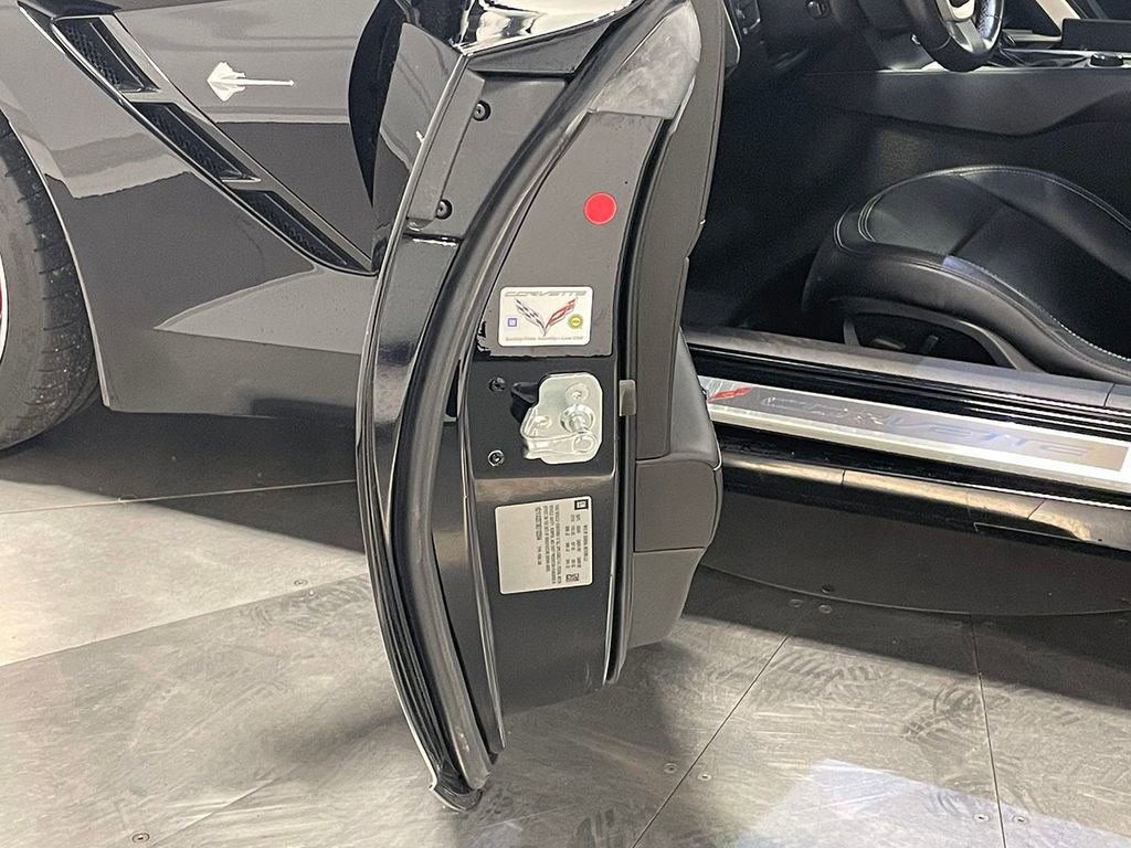 Used 2014 Chevrolet Corvette Stingray Coupe RWD image 59