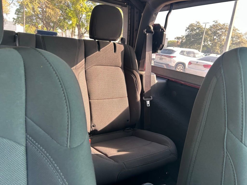 Used 2022 Jeep Wrangler Willys image 36