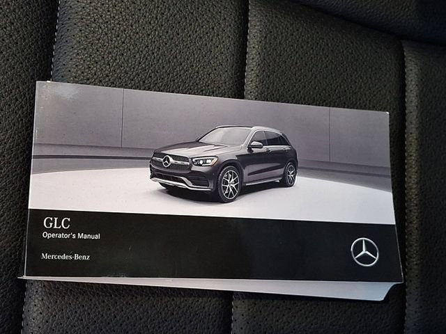 Used 2021 Mercedes-Benz GLC 300 4MATIC image 30