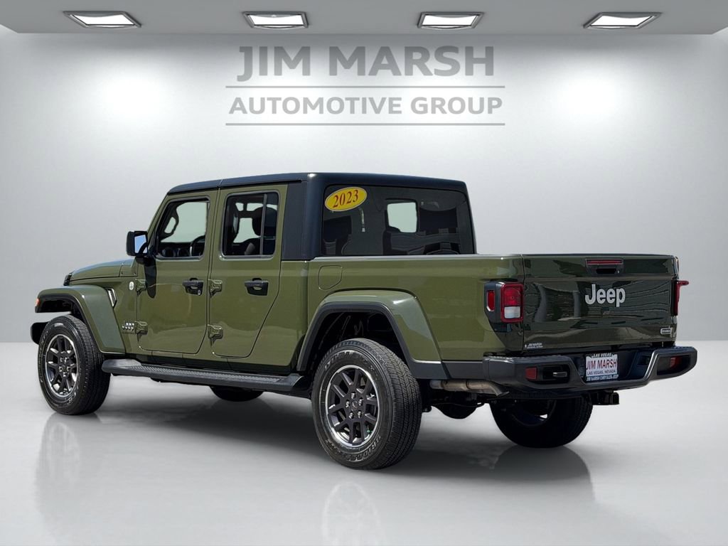 Certified 2023 Jeep Gladiator Overland w/ Cold Weather Group AWD/4WD image 4