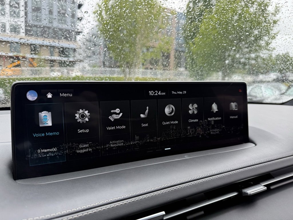 Used 2025 Genesis GV70 3.5T Sport w/ Sport Prestige Package image 29