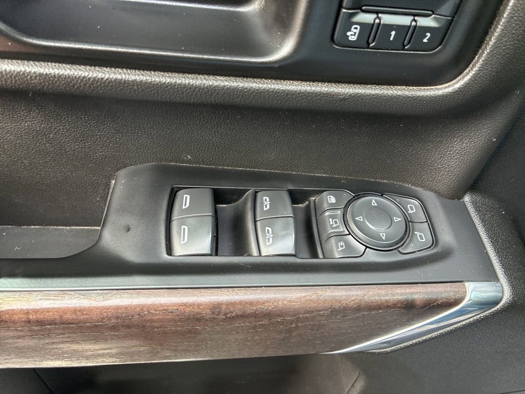 Used 2022 GMC Sierra 2500 Denali w/ Denali Black Diamond Edition image 27