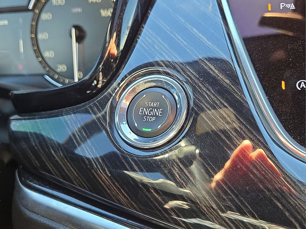 Used 2024 Cadillac XT6 Premium Luxury image 32