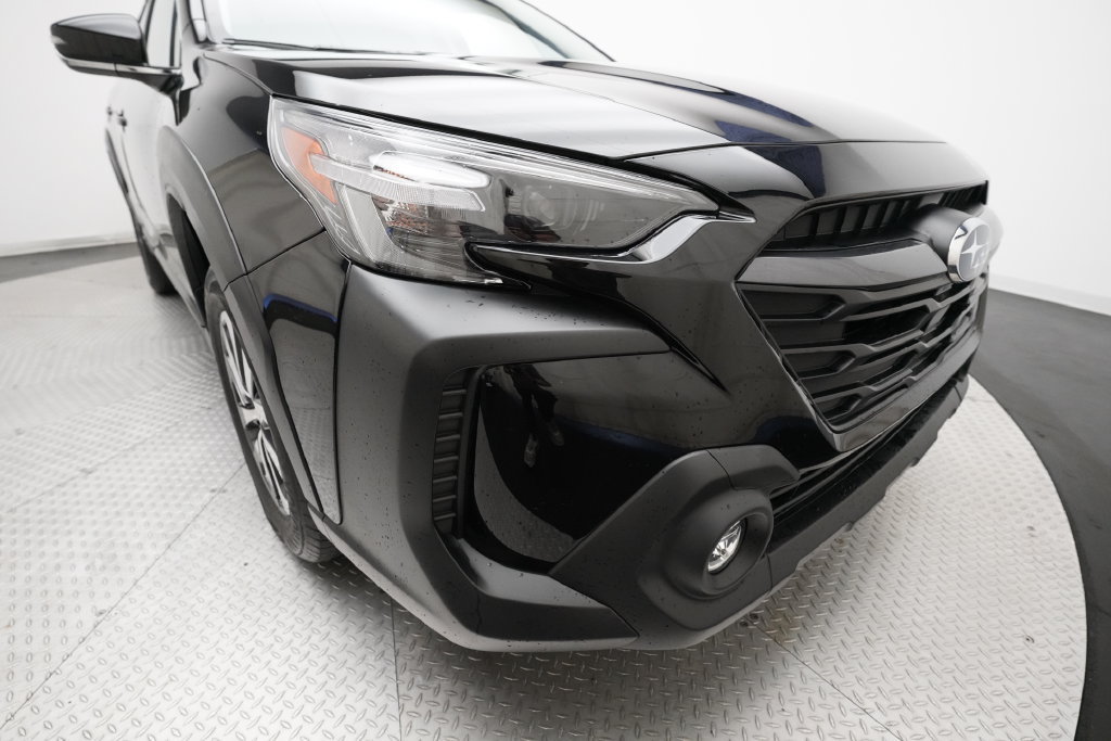 Used 2024 Subaru Outback Premium AWD/4WD image 23