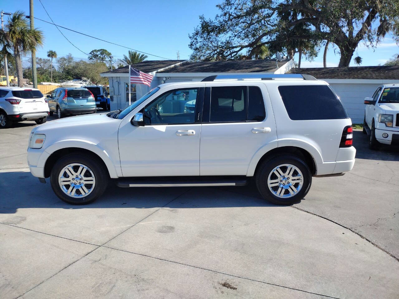 Used 2010 Ford Explorer Limited image 5