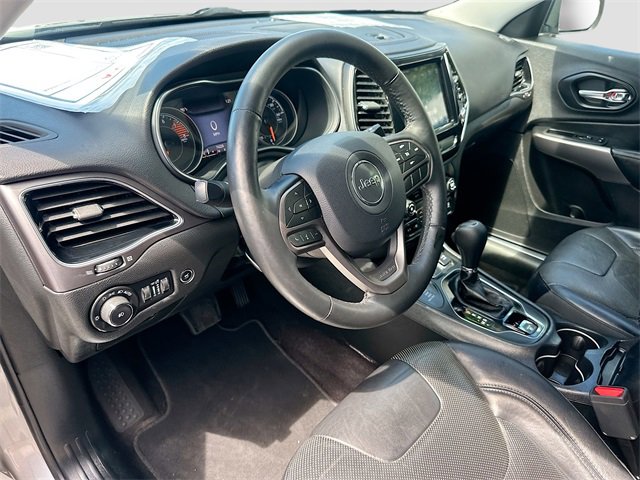 Used 2019 Jeep Cherokee Limited image 9