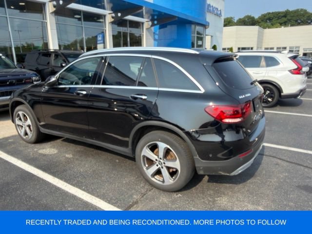 Used 2022 Mercedes-Benz GLC 300 4MATIC w/ Premium Package Lite image 3