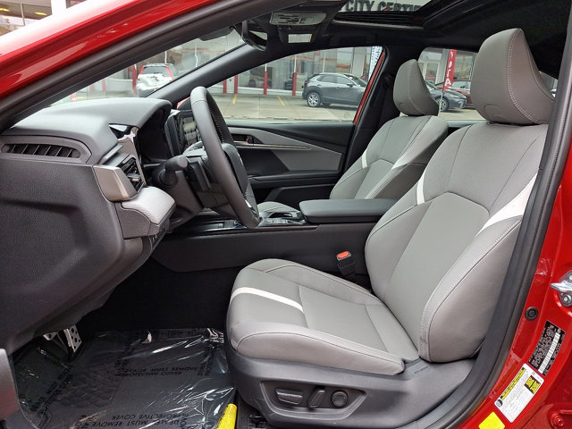 Used 2026 Toyota Camry SE w/ Convenience Package FWD image 14