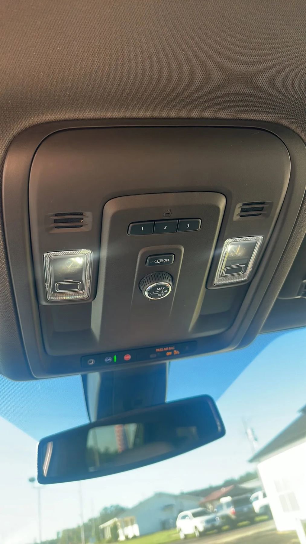 Used 2021 Chevrolet Tahoe LT w/ Rear Media and Nav Package image 18